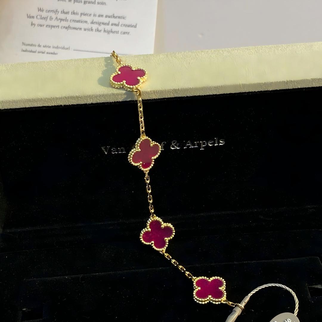 [Garvey]NEW CLOVER 5 MOTIFS PINK ENAMEL BRACELET