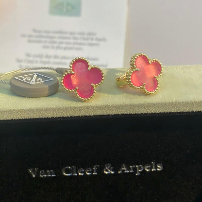 [Garvey]NEW CLOVER 15MM PINK ENAMEL STUD EARRINGS
