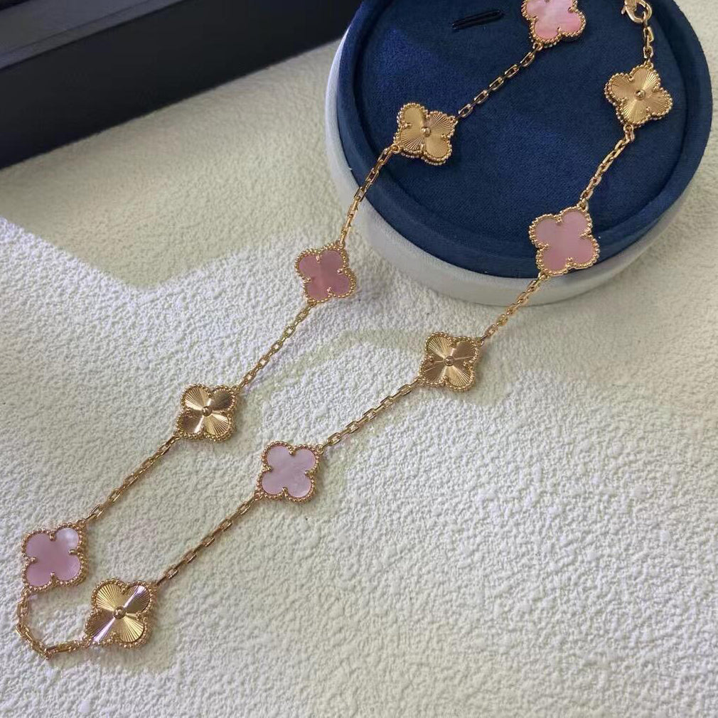 [Garvey ]CLOVER 10 MOTIFS  LASER PINK MOP NECKLACE