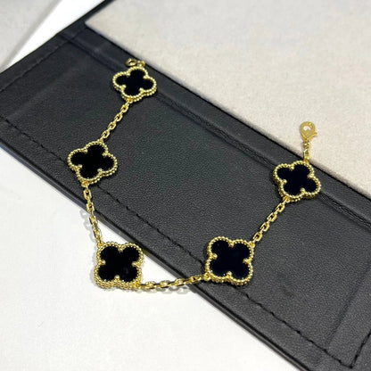 [Garvey ] CLOVER 5 MOTIF ONYXS BRACELET COLLECTION