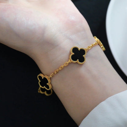 [Garvey ] CLOVER 5 MOTIF ONYXS BRACELET COLLECTION