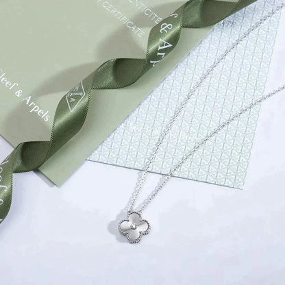 [Garvey ]CLOVER  15MM DIAMOND LASER NECKLACE SILVER