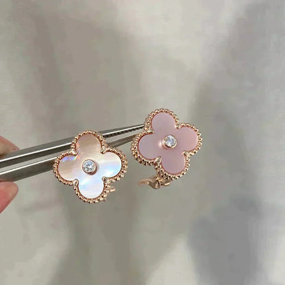 [Garvey ]CLOVER MEDIUM 1 MOTIFS  PINK MOP DIAMOND EARRINGS