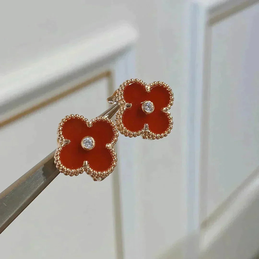 [Garvey ]CLOVER MEDIUM 1 MOTIFS CARNELIAN  DIAMOND earrings