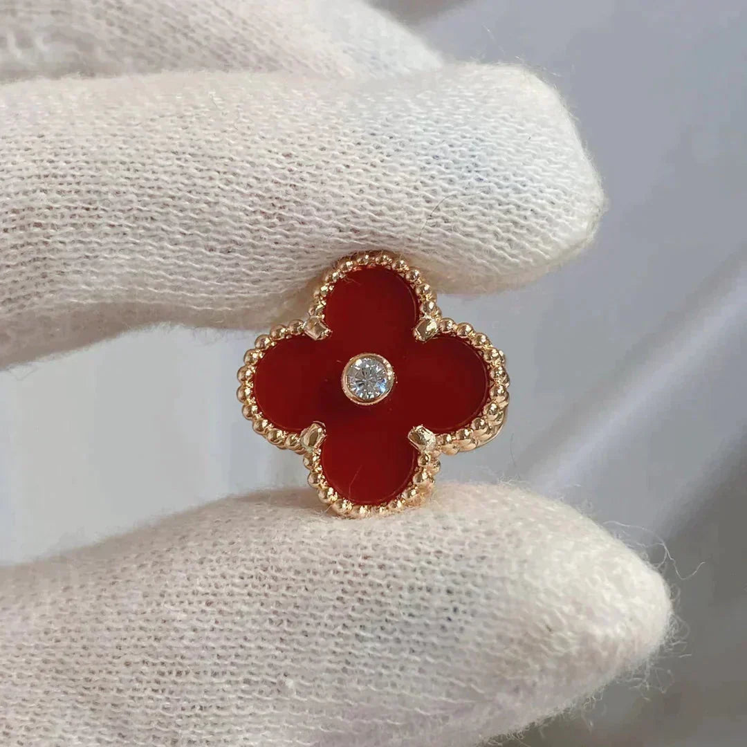 [Garvey ]CLOVER MEDIUM 1 MOTIFS CARNELIAN  DIAMOND earrings