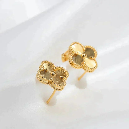 [Garvey ]CLOVER MEDIUM 1 MOTIFS LASER EARRINGS