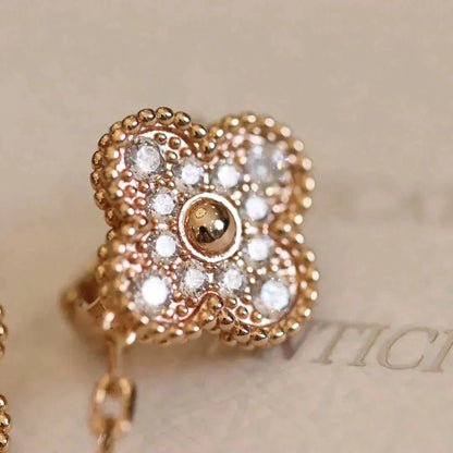 [Garvey ]CLOVER MEDIUM 1 MOTIFS FUll DIAMOND EARRINGS