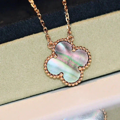 [Garvey ]CLOVER 15MM  GRAY MOTHER OF PEARL NECKLACE