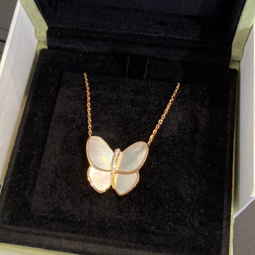 [Garvey ]BUTTERFLY GOLD MOP DIAMOND NECKLACE