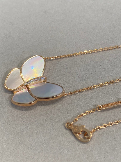 [Garvey ]BUTTERFLY GOLD MOP DIAMOND NECKLACE