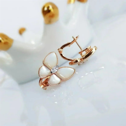 [Garvey ]BUTTERFLY MOP DIAMOND EARRINGS