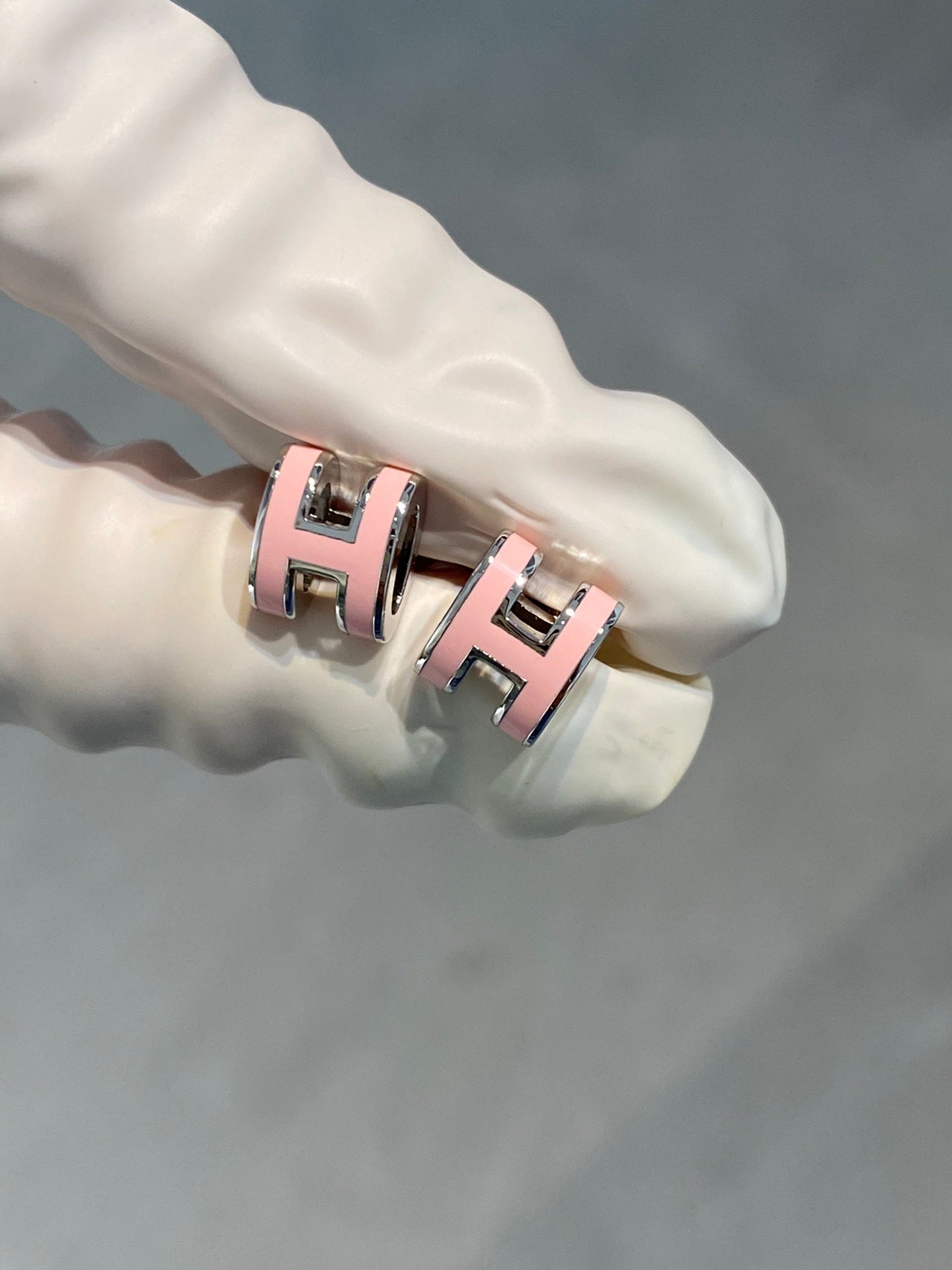 [Garvey]MINI POP H SILVER EARRINGS PINK