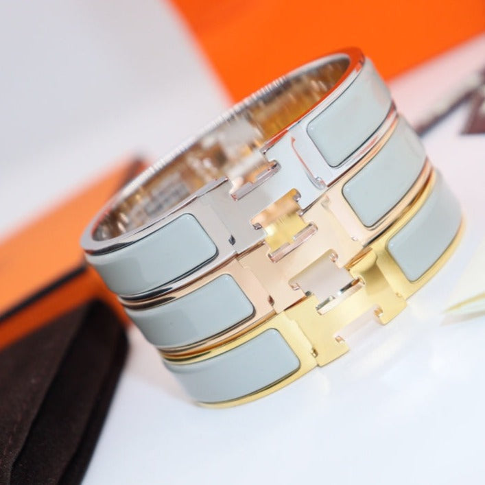 [Garvey]H LIGHT BLUE BRACELET