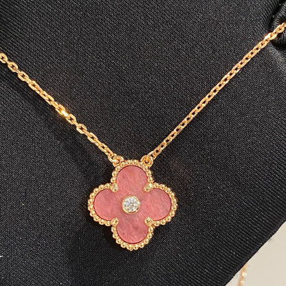 [Garvey ]CLOVER 15MM DIAMOND RHODONITE NECKLACE