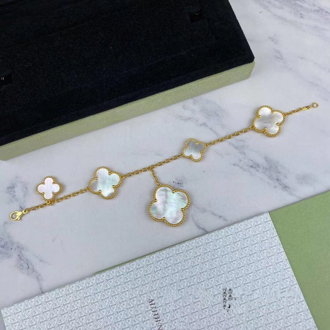 [Garvey ]MAGIC CLOVER MOP GOLD BRACELET 5 MOTIFS
