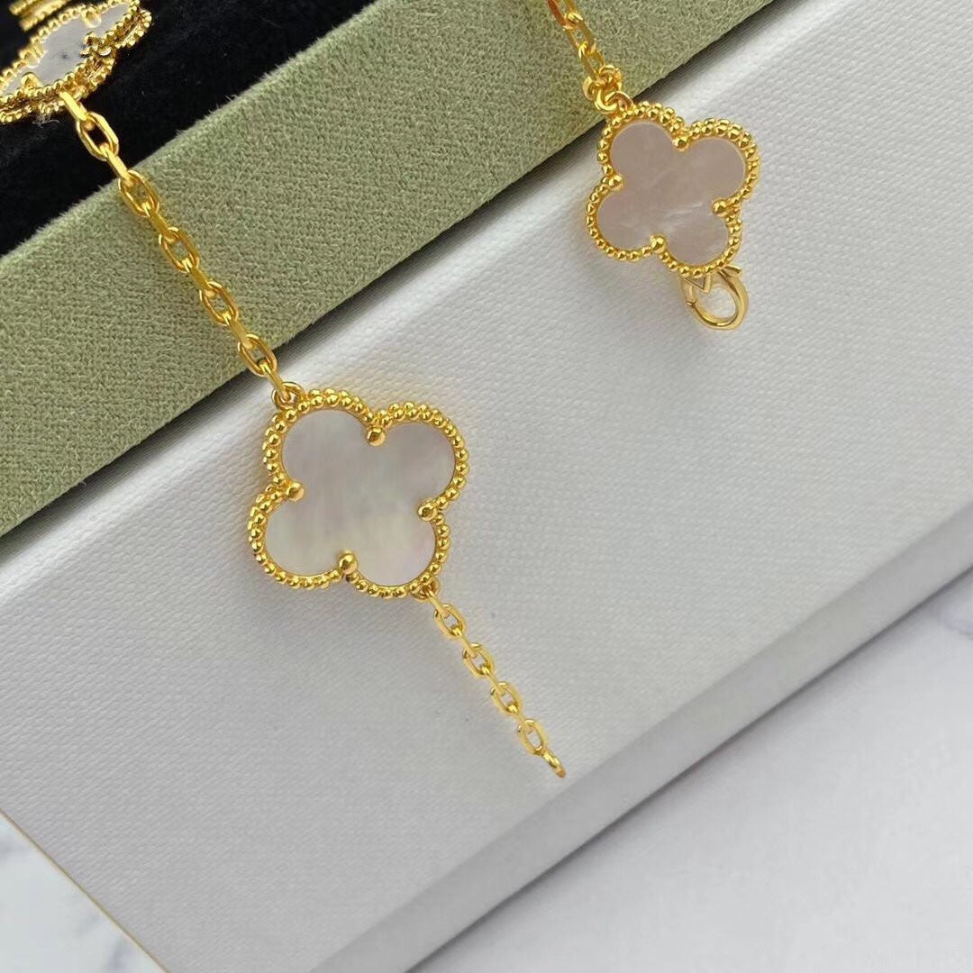[Garvey ]MAGIC CLOVER MOP GOLD BRACELET 5 MOTIFS