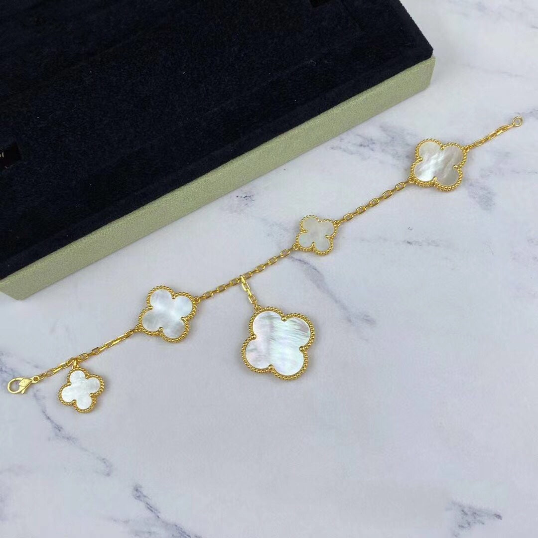 [Garvey ]MAGIC CLOVER MOP GOLD BRACELET 5 MOTIFS