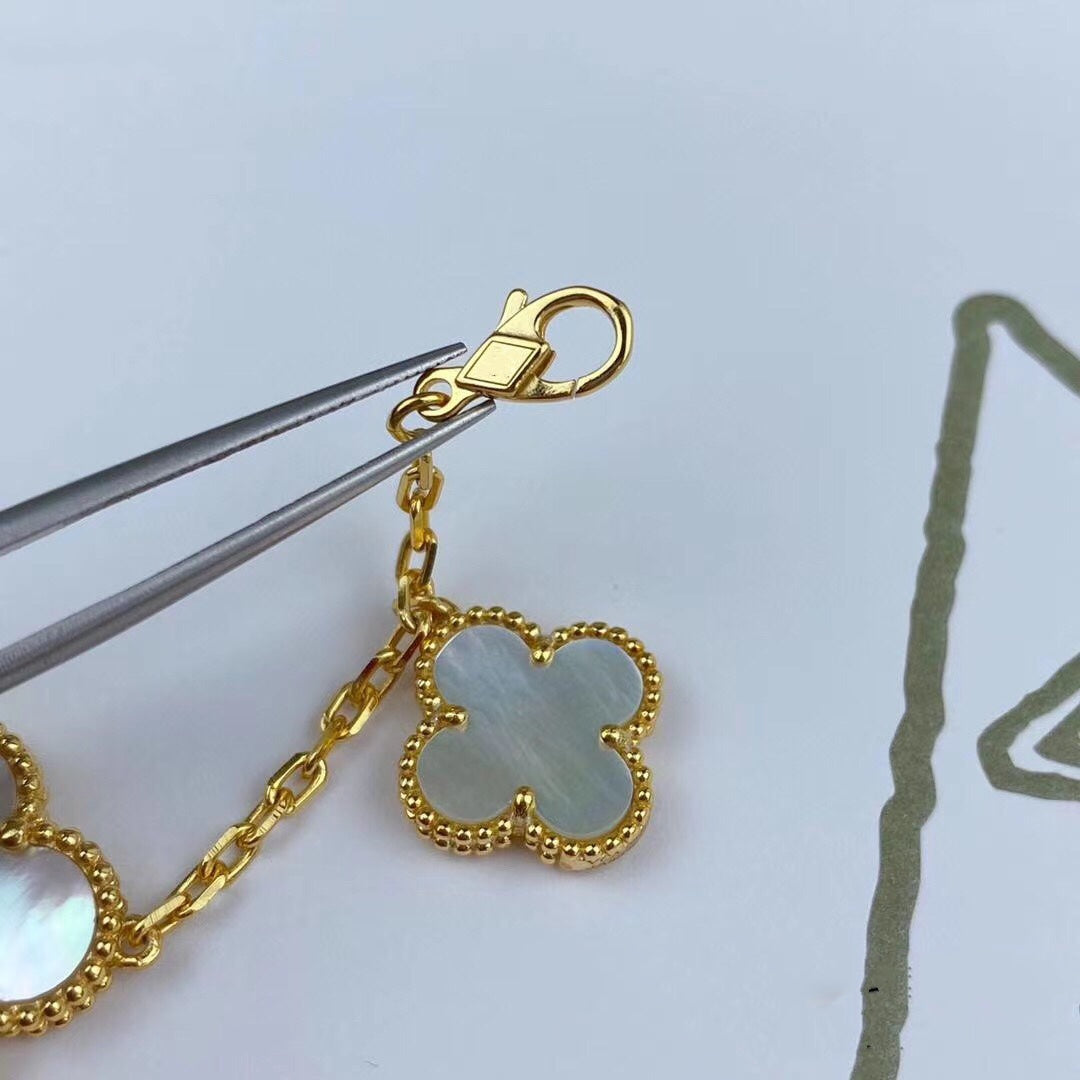 [Garvey ]MAGIC CLOVER MOP GOLD BRACELET 5 MOTIFS