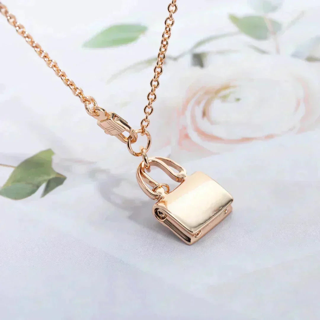 [Garvey ]AMULETTE PEDANT ROSE GOLD NECKLACE