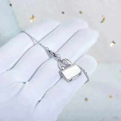 [Garvey]AMULETTE PEDANT SILVER NECKLACE