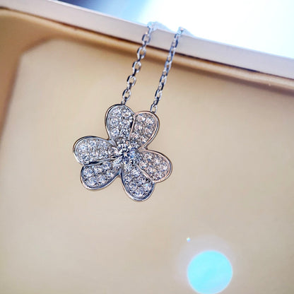 [Garvey ]CLOVER DIAMOND NECKLACE SILVER
