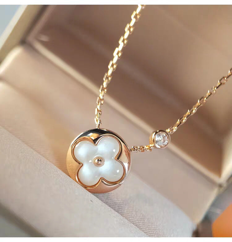 [Garvey ]SUN MOP GOLD 1 DIAMOND NECKLACE