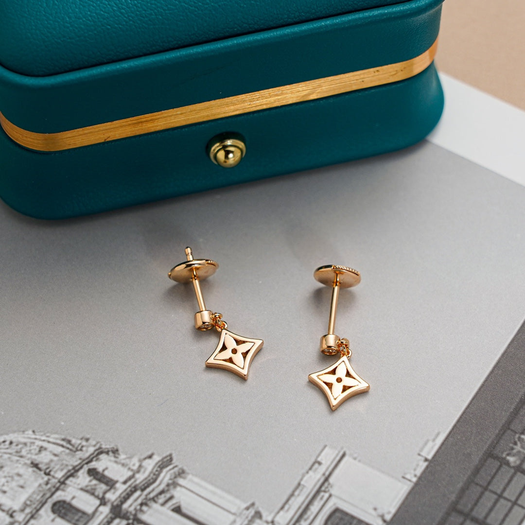 [Garvey ]STAR EARRINGS GOLD