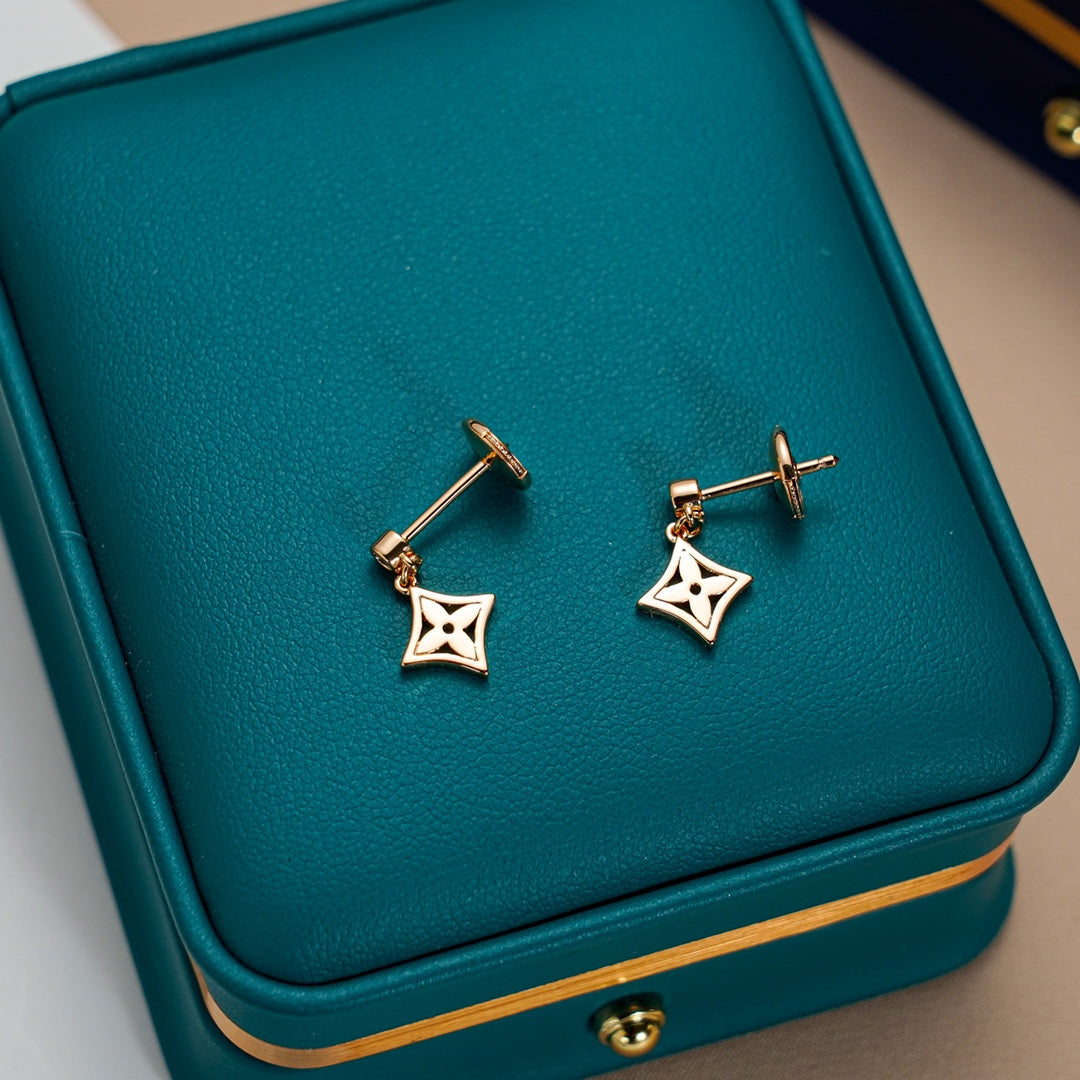 [Garvey ]STAR EARRINGS GOLD