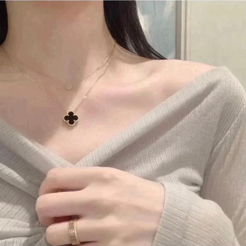 [Garvey ]CLOVER 15MM BLACK ONYX SINGLE FLOWER NECKLACE