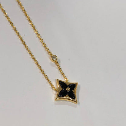 [Garvey ]STAR BLACK MOP NECKLACE