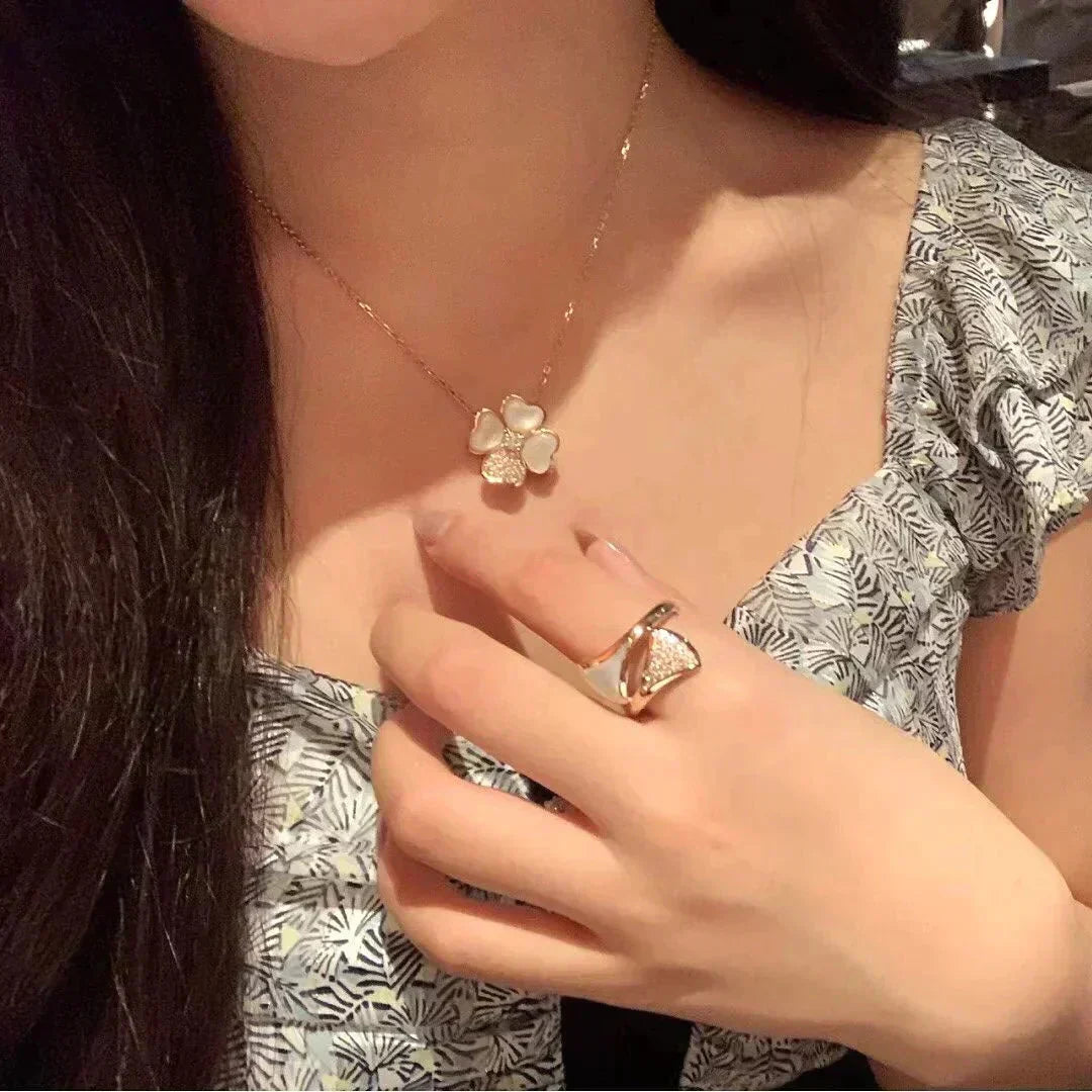 [Garvey ]CLOVER MOP DIAMOND ROSE GOLD NECKLACE