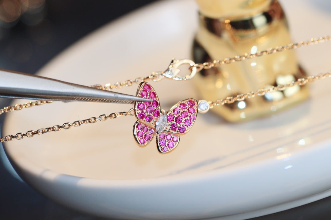 [Garvey ]BUTTERFLY RED DIAMOND ROSE GOLD NECKLACE