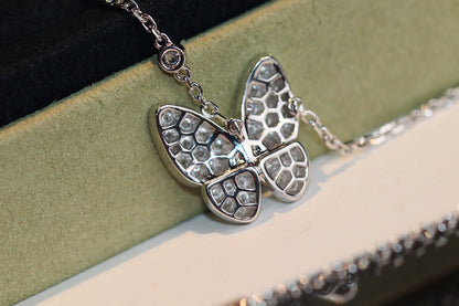 [Garvey]BUTTERFLY DIAMOND CHARM NECKLACE