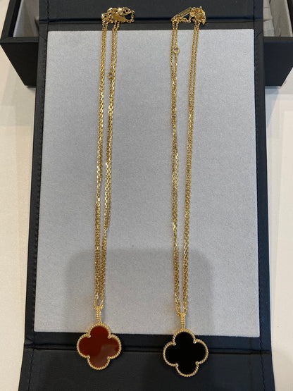 [Garvey ]CLOVER 25MM NECKLACE GOLD CARNELIAN