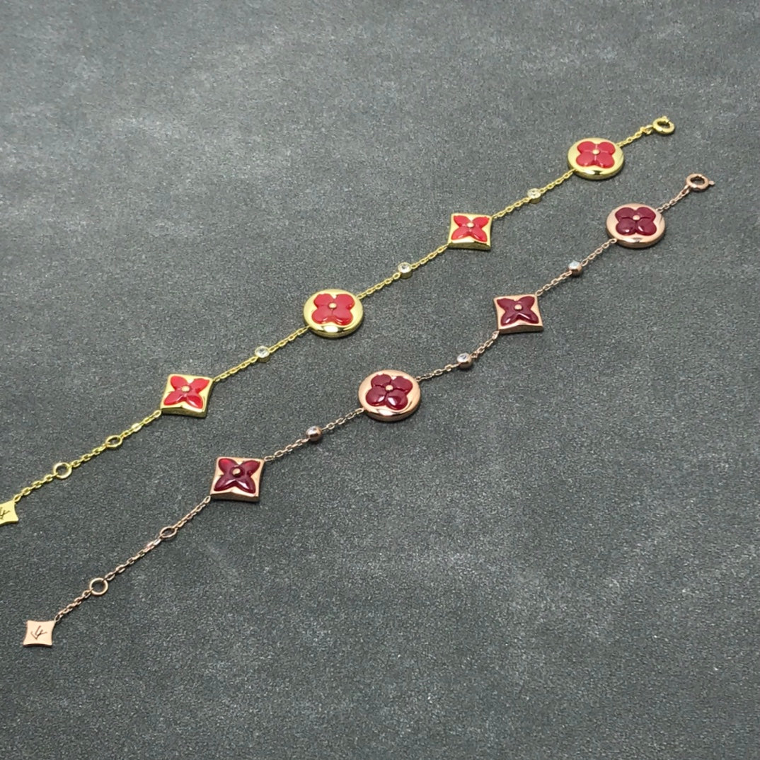 [Garvey ]STAR AND SUN CARNELIAN 4 MOTIFS 3 DIAMONDS