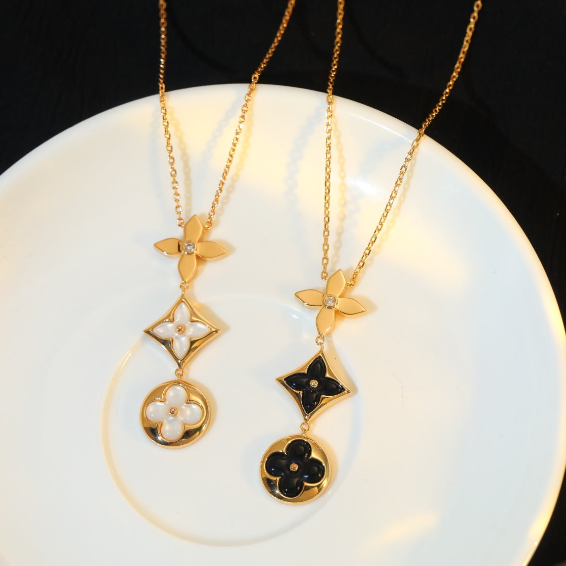 [Garvey]STAR AND SUN ONYX ROSE GOLD NECKLACE
