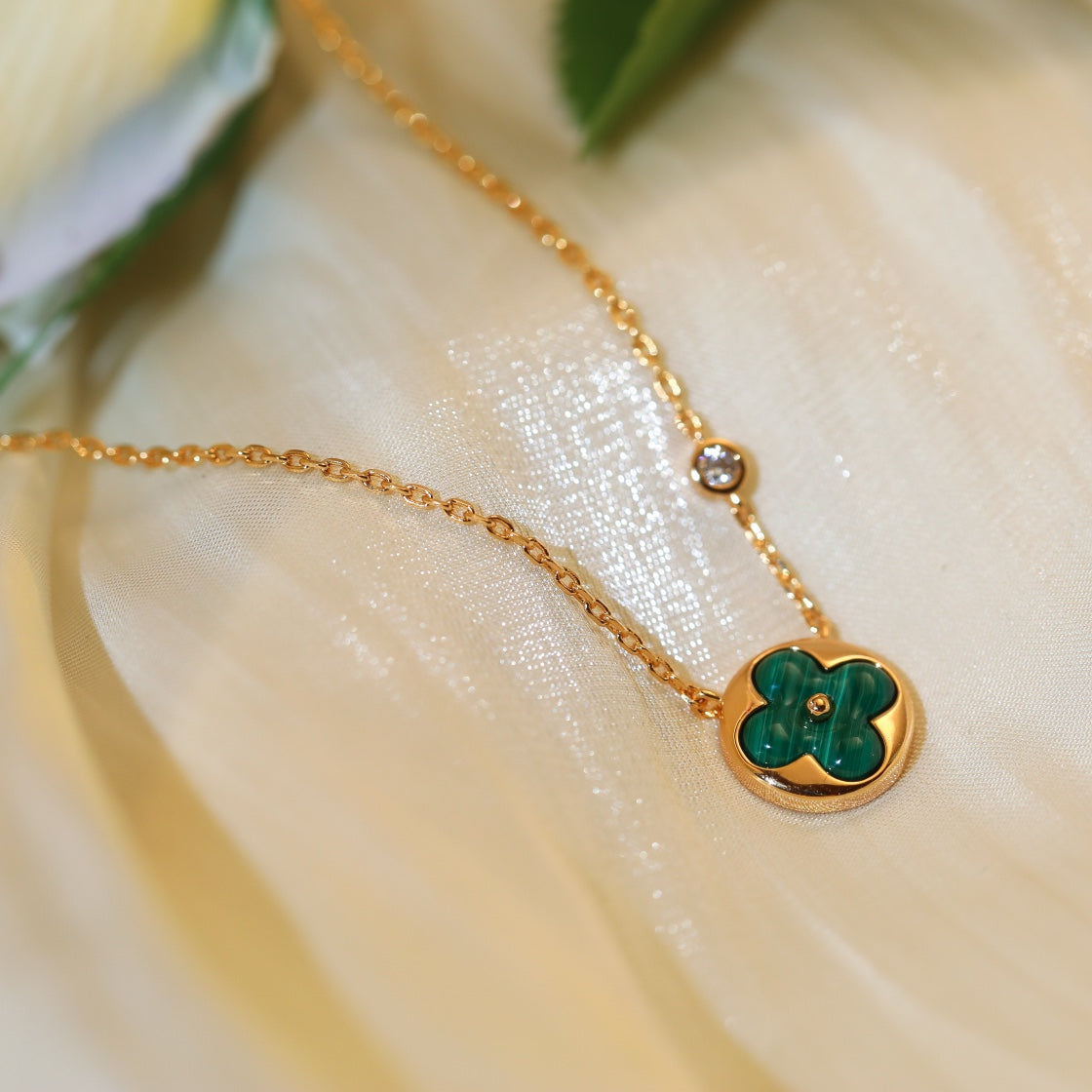 [Garvey ]SUN PEDANT PINK GOLD 1 DIAMOND NECKLACE