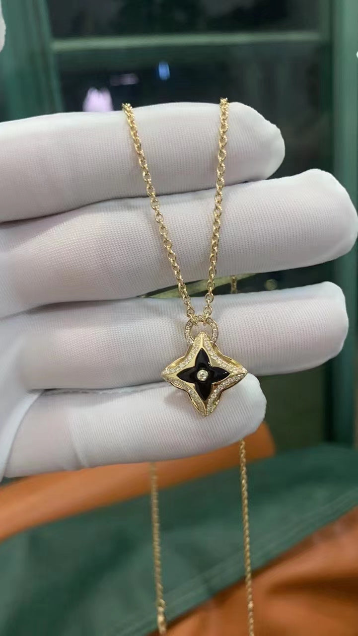 [Garvey ]STAR PEDANT PINK GOLD DIAMOND NECKLACE