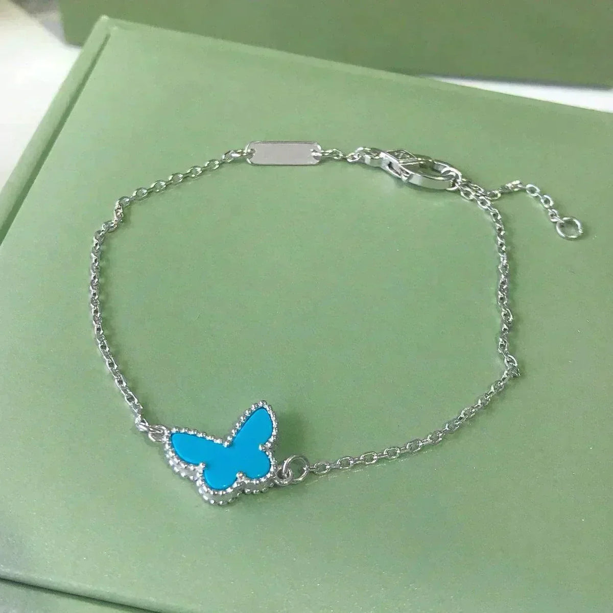 [Garvey ]BUTTERFLY TURQUOISE BUTTERFLY BRACELET SILVER