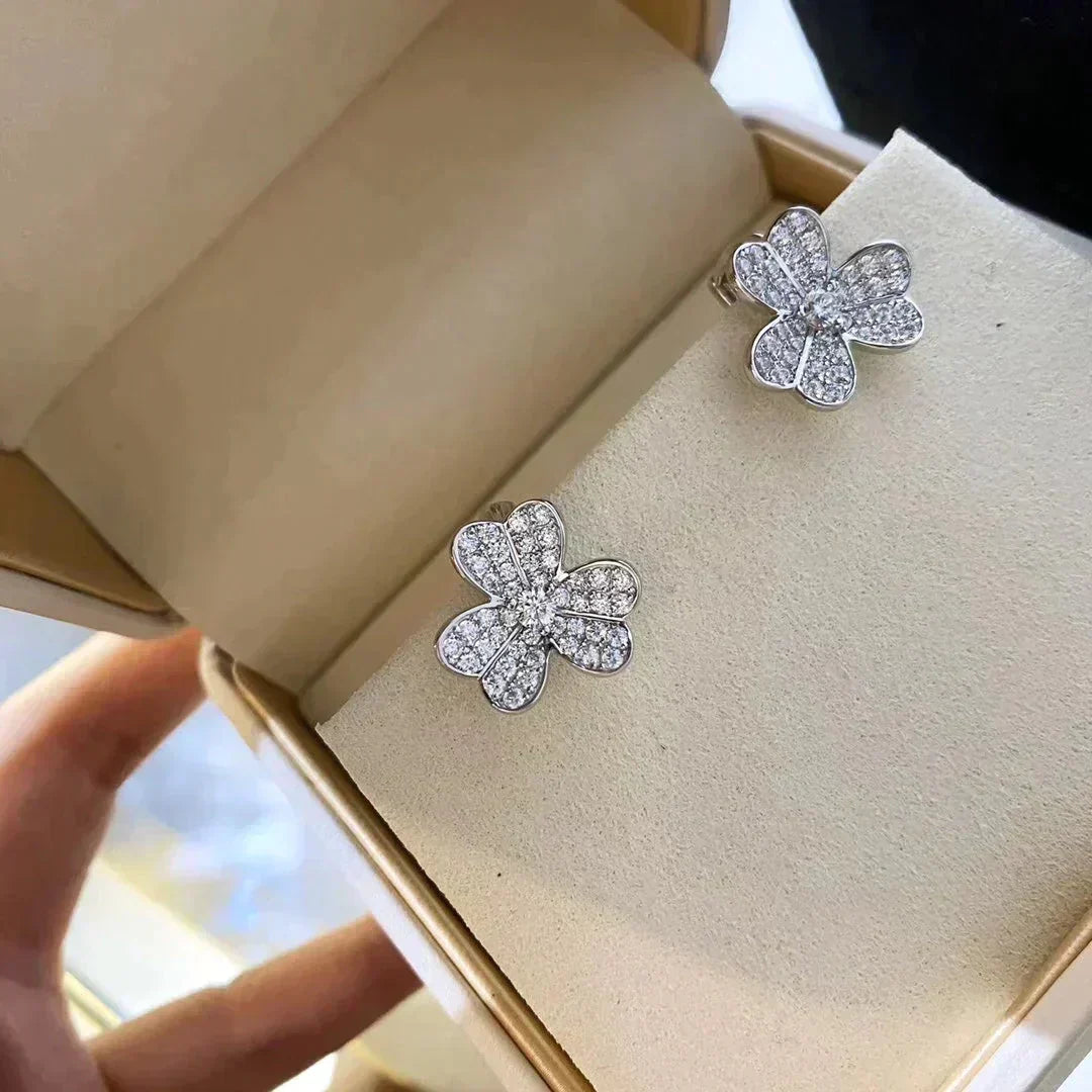 [Garvey ]CLOVER COMOS DIAMOND EARRINGS SILVER
