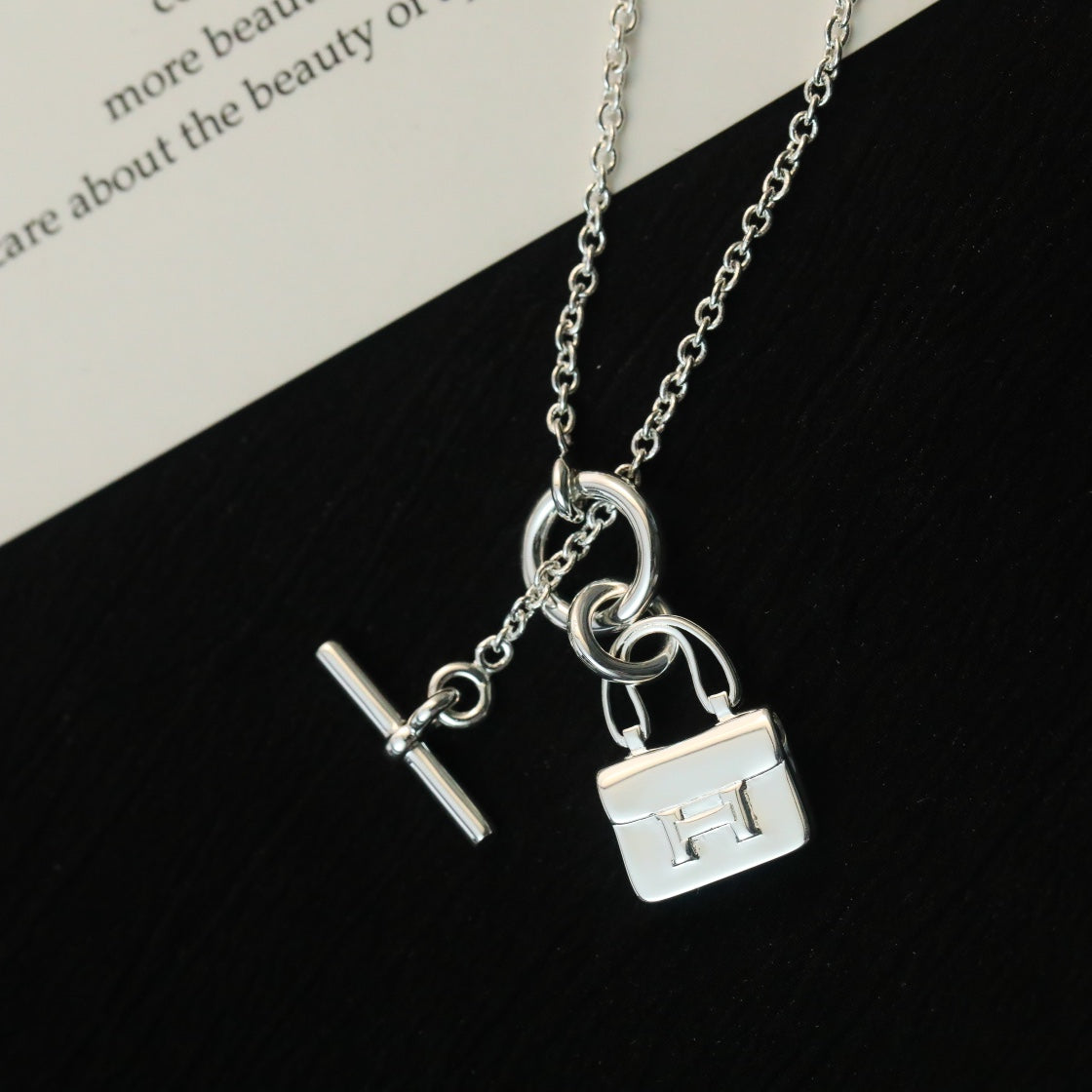 [Garvey ]POP H PEDANT SILVER NECKLACE