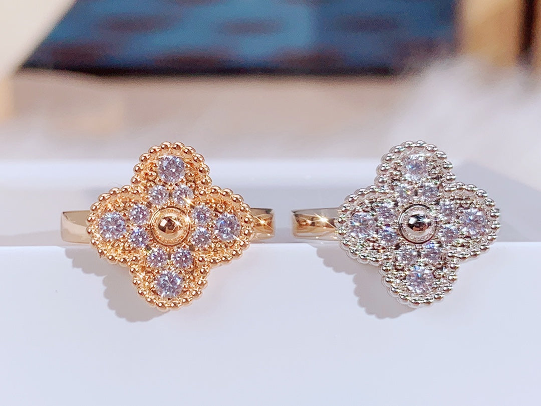 [Garvey ]CLOVER DIAMOND RING