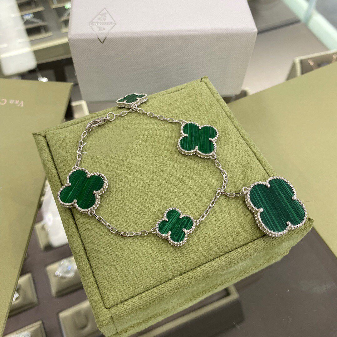 [Garvey ]CLOVER 5 MOTIFS SIVLER MALACHITE BRACELET