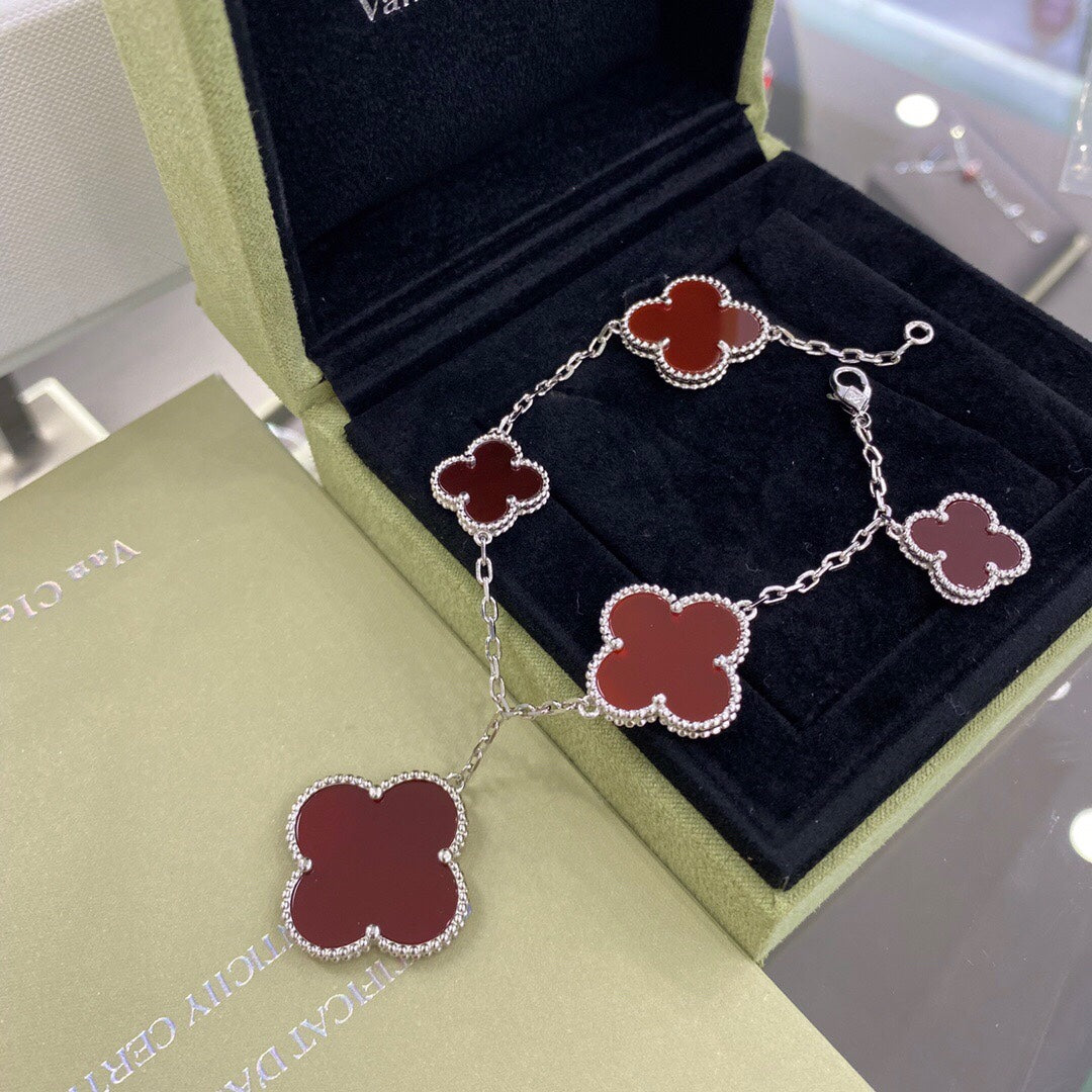 [Garvey ]CLOVER 5 MOTIFS SIVLER CARNELIAN BRACELET