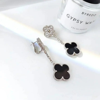 [Garvey ]CLOVER 2 MOTIFS  DIAMOND ONYX EARRINGS SILVER