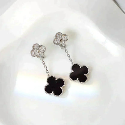 [Garvey ]CLOVER 2 MOTIFS  DIAMOND ONYX EARRINGS SILVER