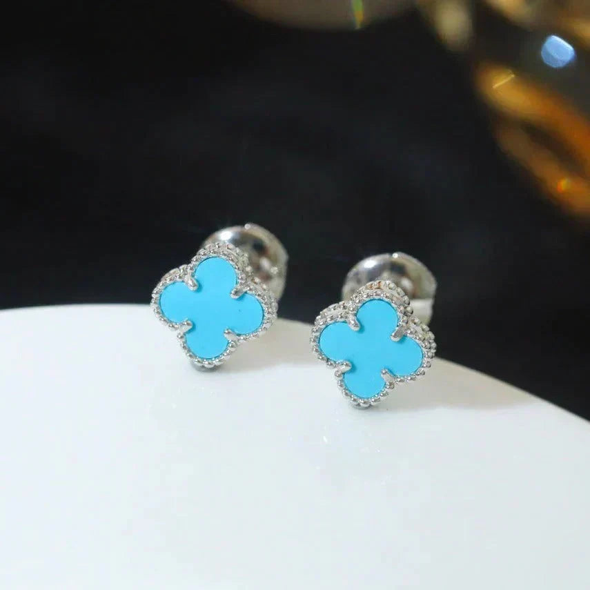 [Garvey ]CLOVER MINI 9.5MM ONYX STUD EARRINGS SILVER