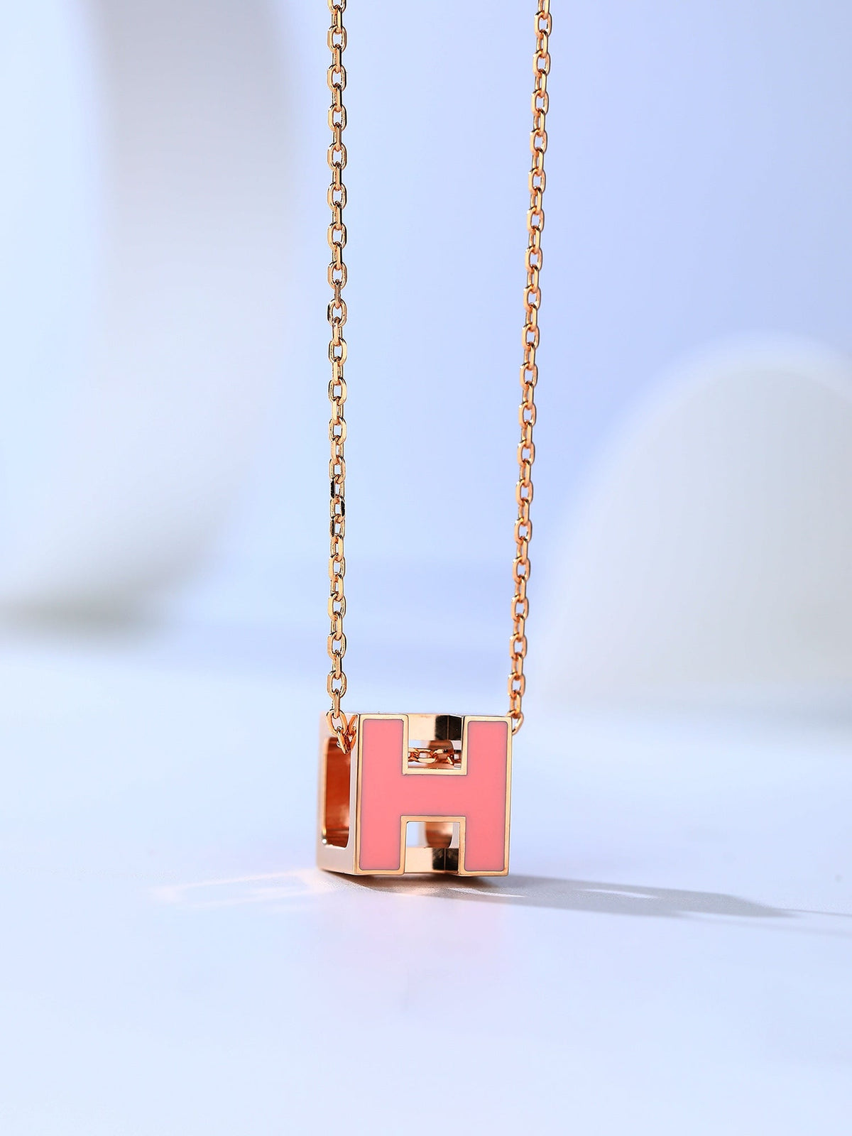 [Garvey ]H CAGE PINK GOLD NECKLACE