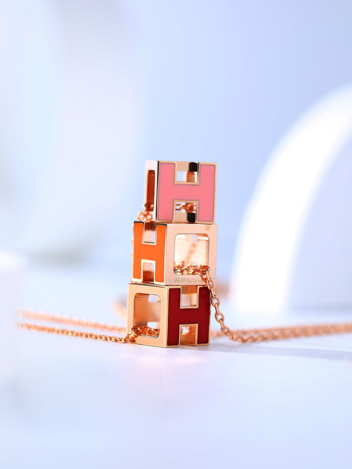[Garvey ]H CAGE PINK GOLD NECKLACE