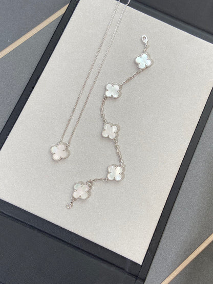 [Garvey ]CLOVER WHITE PEARL MOP 5 MOTIF BRACELET COLLECTION